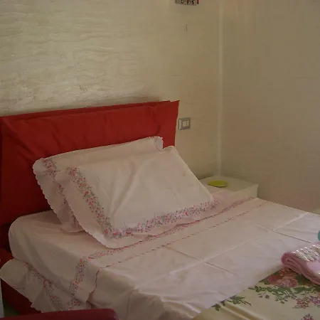 Guest house S'olivariu Village Paradise